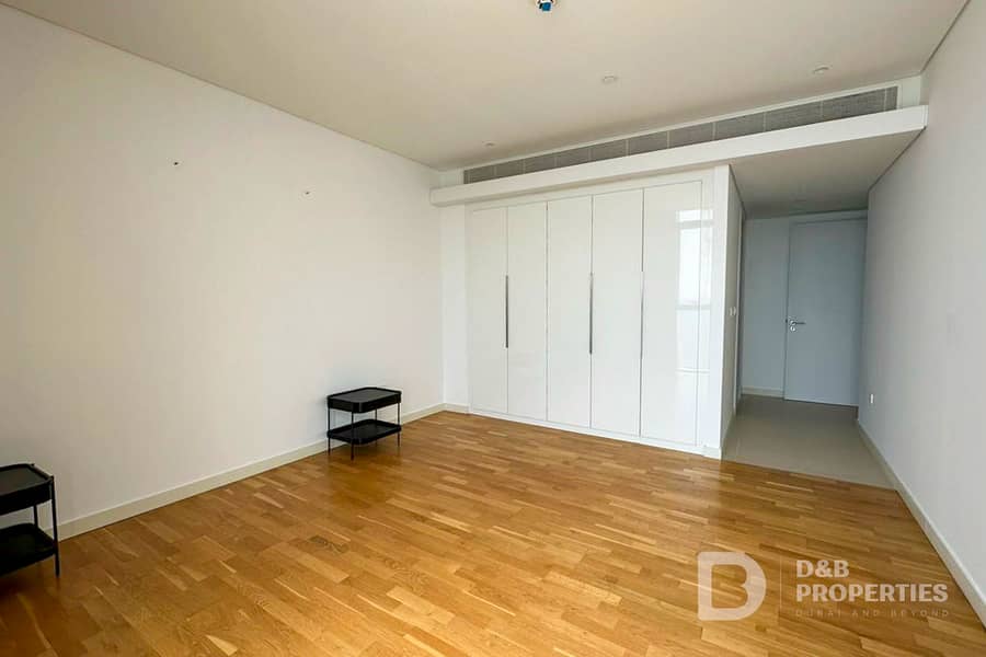 Spacious | Luxury Living | Viewing Available - Image 6