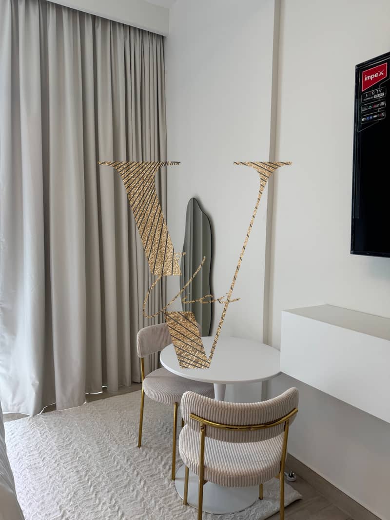 BRAND NEW | FULLY FURNISHED | PARK VIEW - Image 11