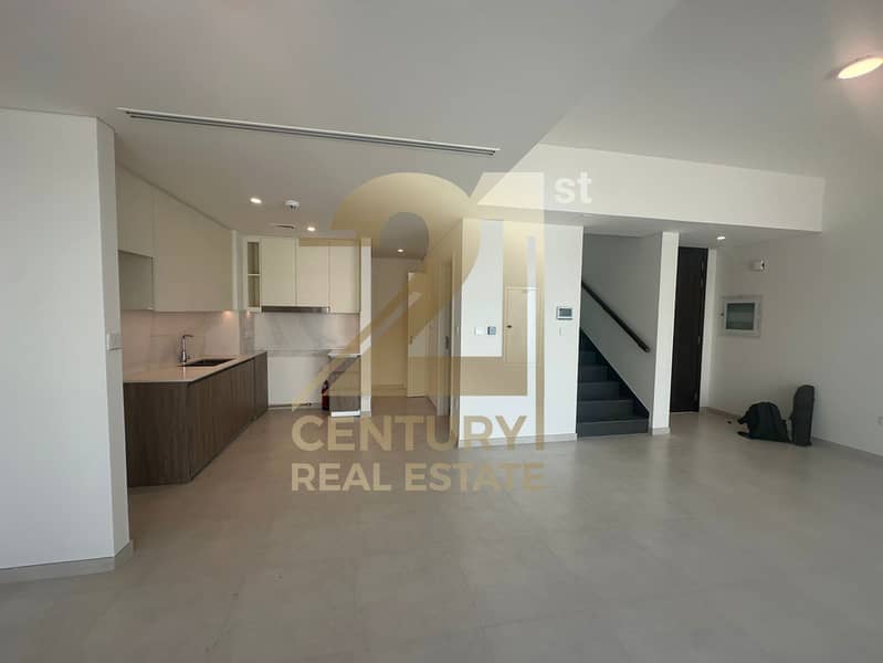 VACANT NOW | READY TO MOVE IN | CHILLER FREE