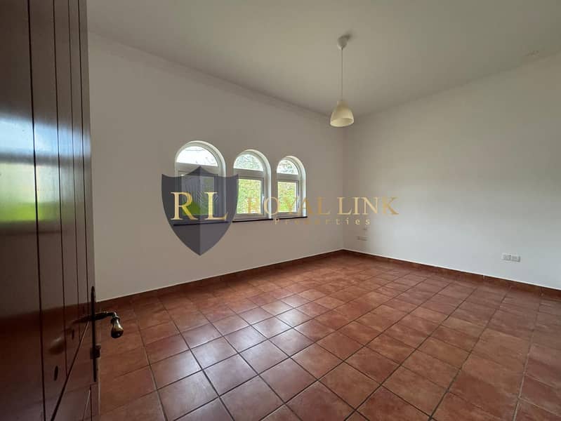 Luxury 5BR + Maid | Pool | Garden Living - Image 8