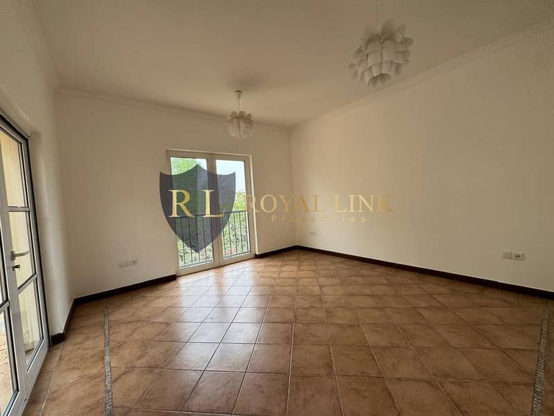 Luxury 5BR + Maid | Pool | Garden Living - Image 9