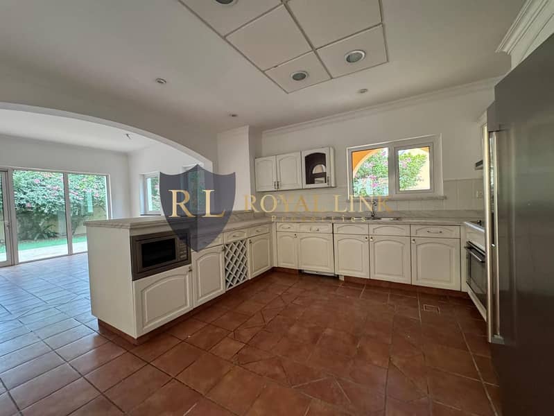 Luxury 5BR + Maid | Pool | Garden Living - Image 13