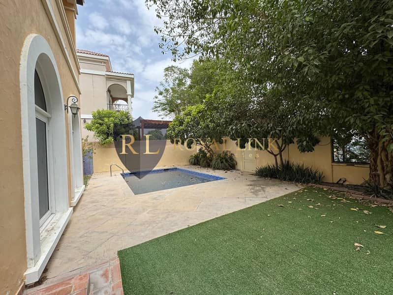 Luxury 5BR + Maid | Pool | Garden Living - Image 17