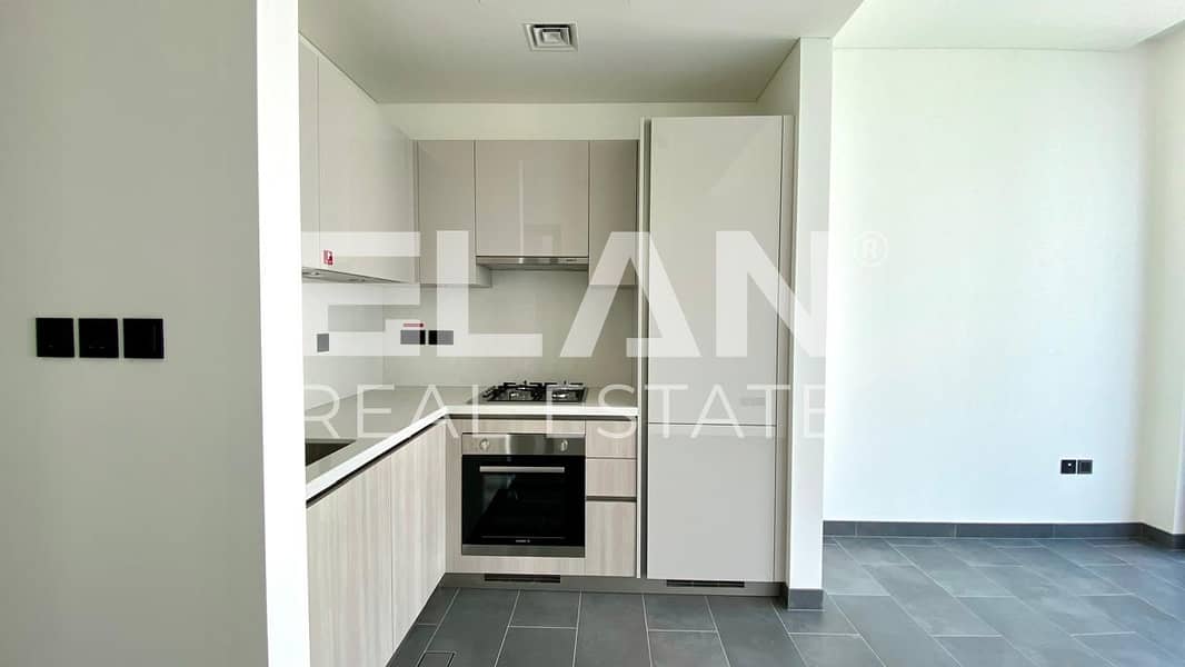 Luxury 1 Br | High Floor | Lagoon and Pool View