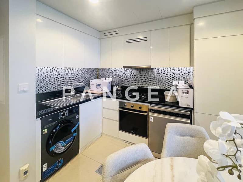 Vacant | Mesmerizing Open View | Open Kitchen