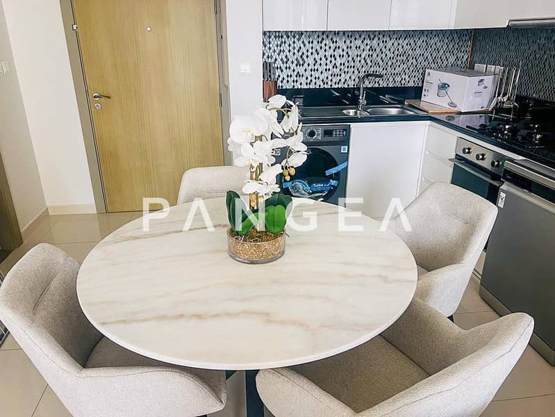 Vacant | Mesmerizing Open View | Open Kitchen - Image 6