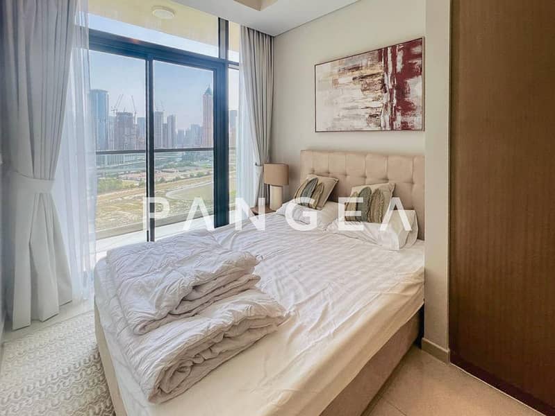 Vacant | Mesmerizing Open View | Open Kitchen - Image 8