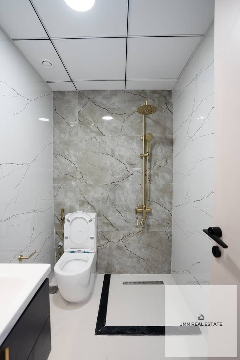 Brand New | High Floor | Miracle Garden View