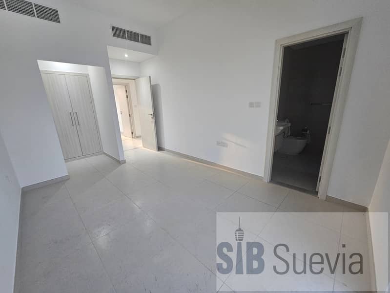 Park view | 3 Bed | Well Maintained - Image 13