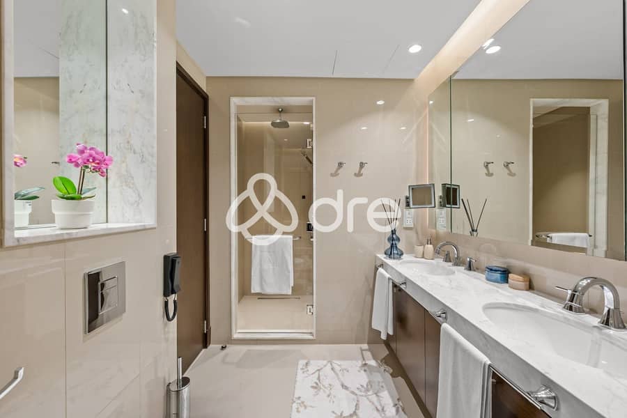 Fully Upgraded I Brand New Furnished I Burj View - Image 31