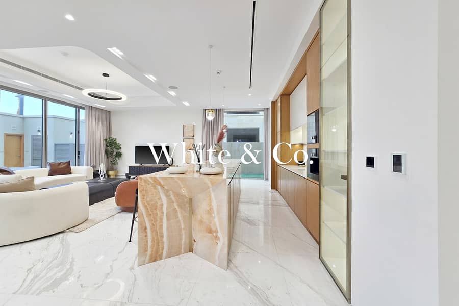 5BR Mansion l Luxury Living l Private pool