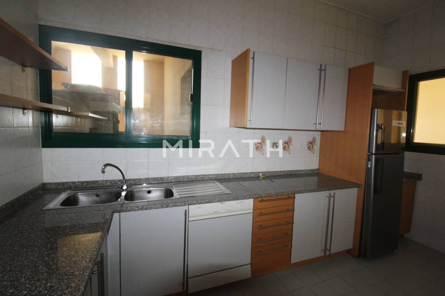 Spacious & Well Lit 3BR Villa | Shared Pool