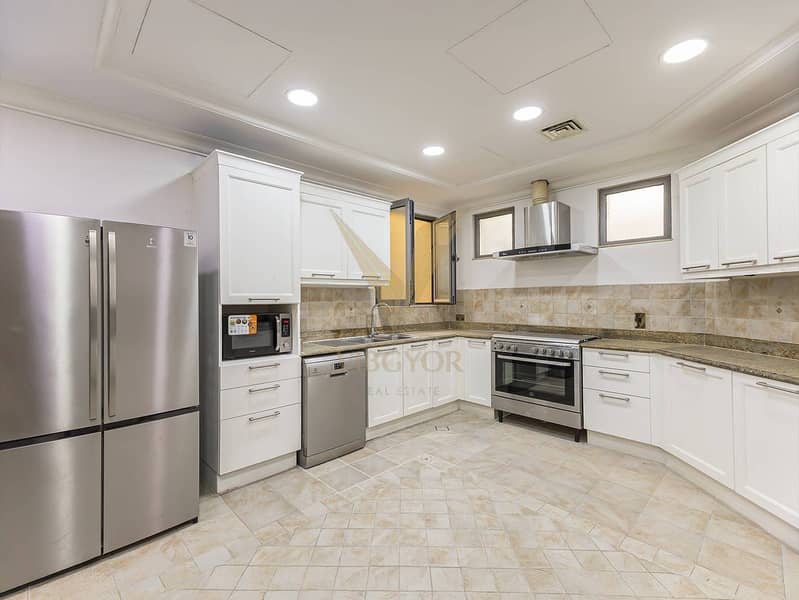 Premium Beachfront Villa with Marina Skyline View - Image 15