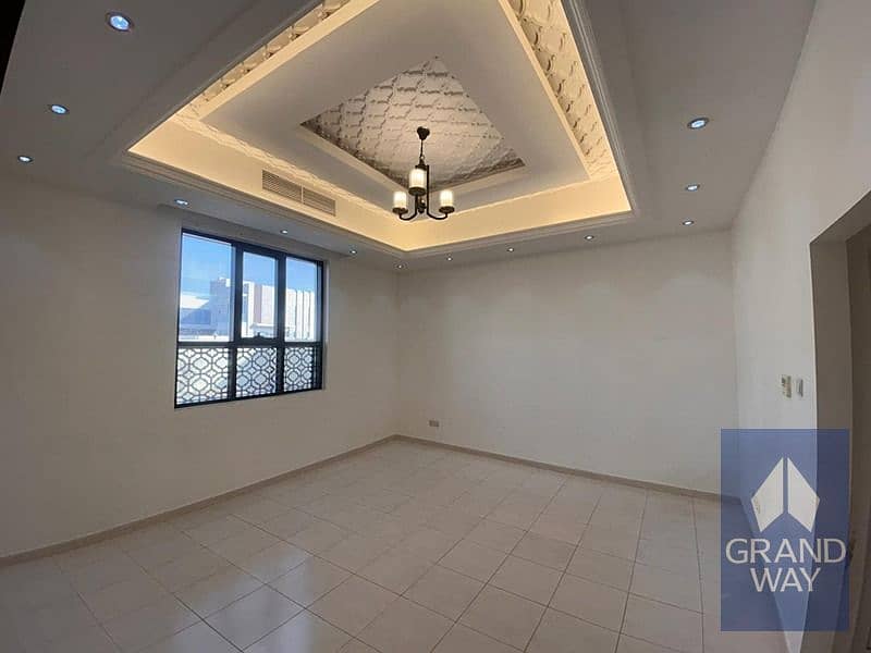 6 Bedroom Villa for Rent Available - Image 8