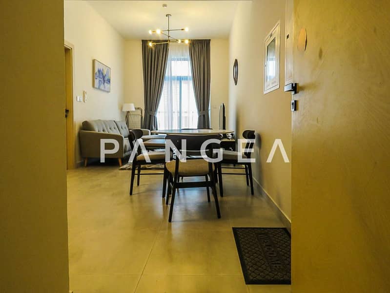 Vacant | Fully Furnished | Community View