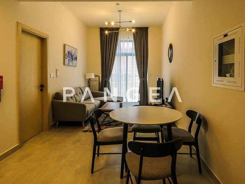 Vacant | Fully Furnished | Community View - Image 10