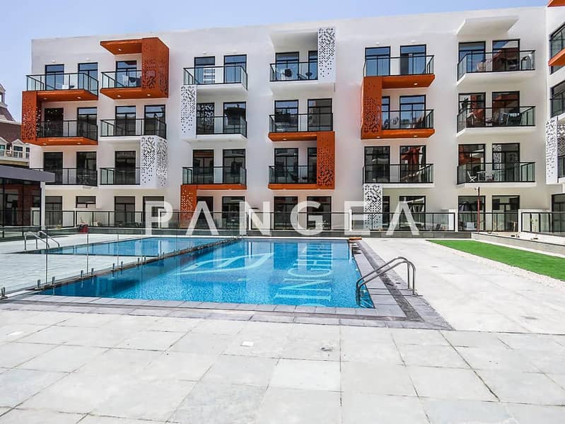 Vacant | Fully Furnished | Community View - Image 18