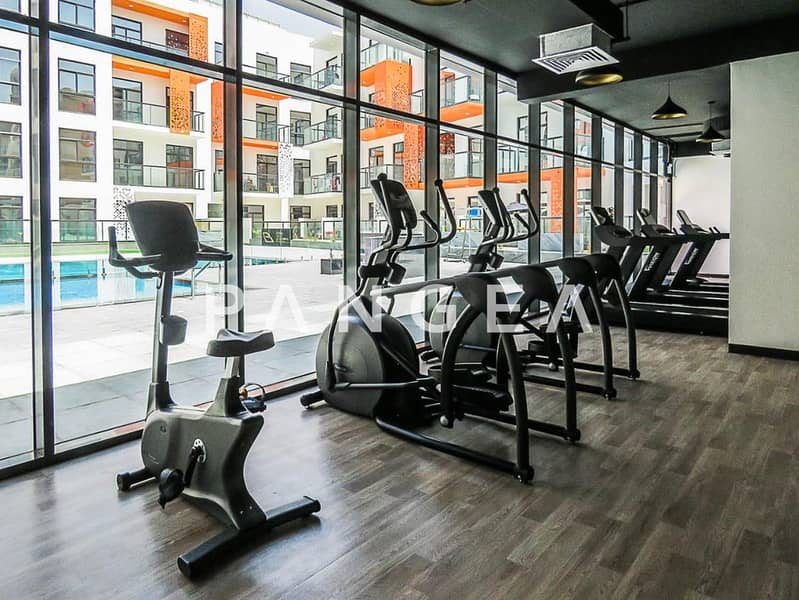 Vacant | Fully Furnished | Community View - Image 21