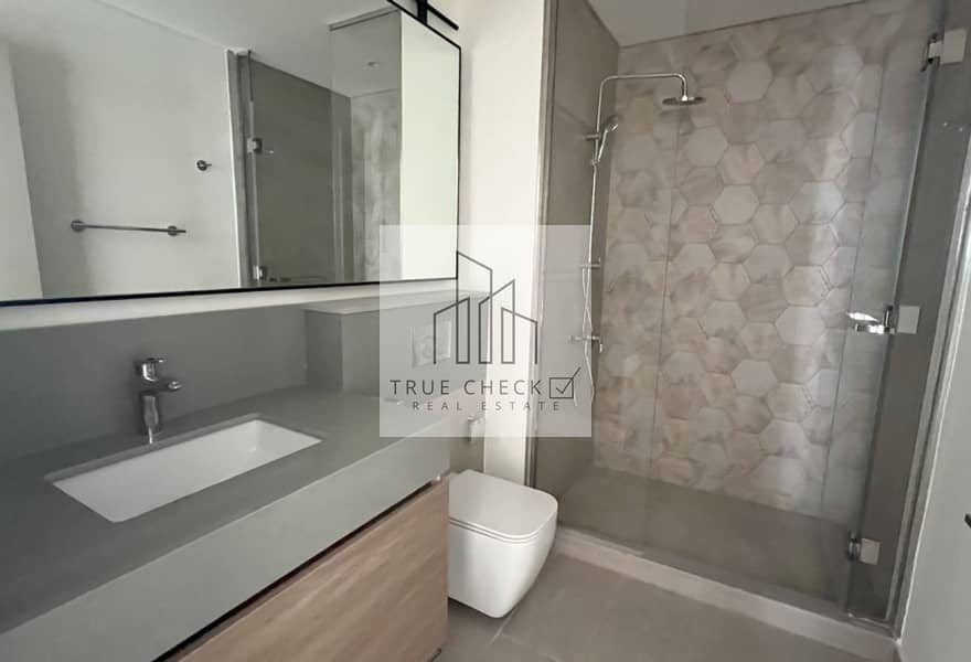 4 BEDROOMS | UNFURNISHED | NATURE-INSPIRED LIVING - Image 9