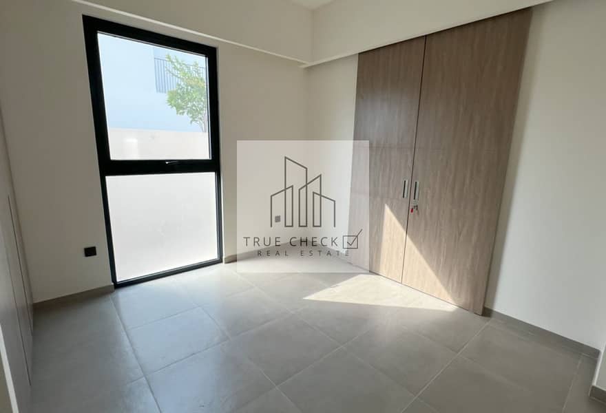 4 BEDROOMS | UNFURNISHED | NATURE-INSPIRED LIVING - Image 12