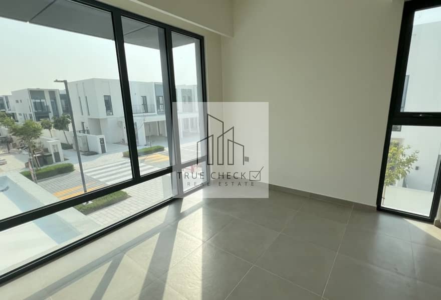 4 BEDROOMS | UNFURNISHED | NATURE-INSPIRED LIVING - Image 13