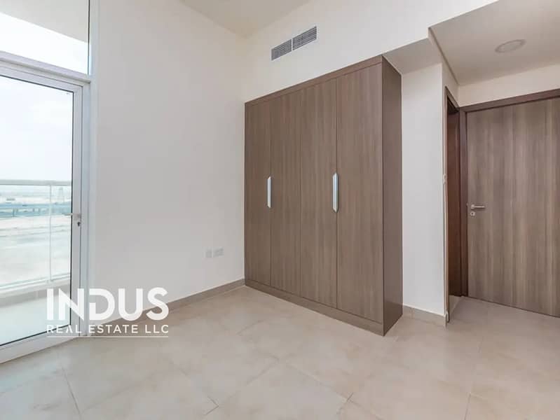 Corner Unit | Mid Floor | Motivated Seller - Image 9