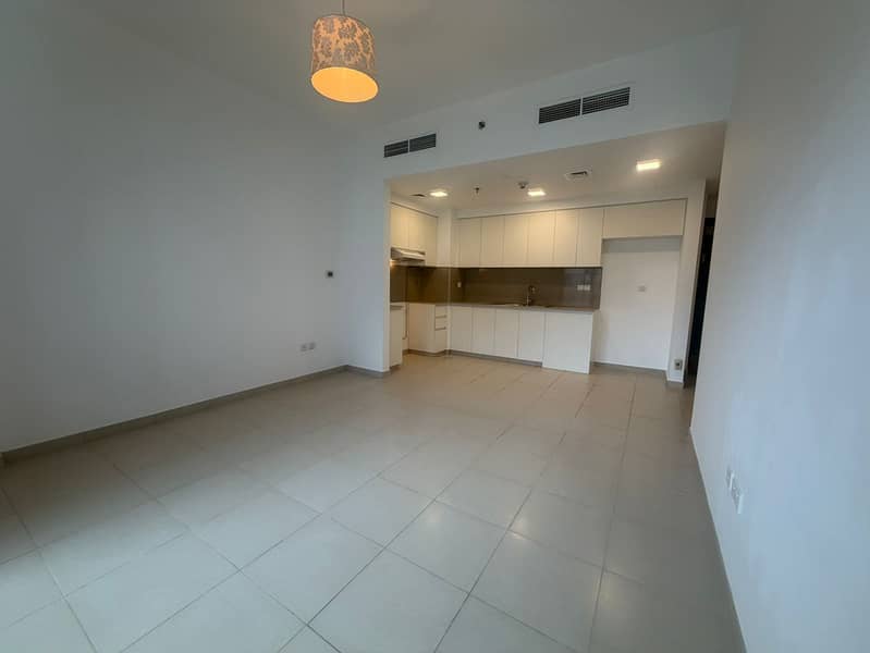 Stunning 2BR Pool & Community view with 2 parking