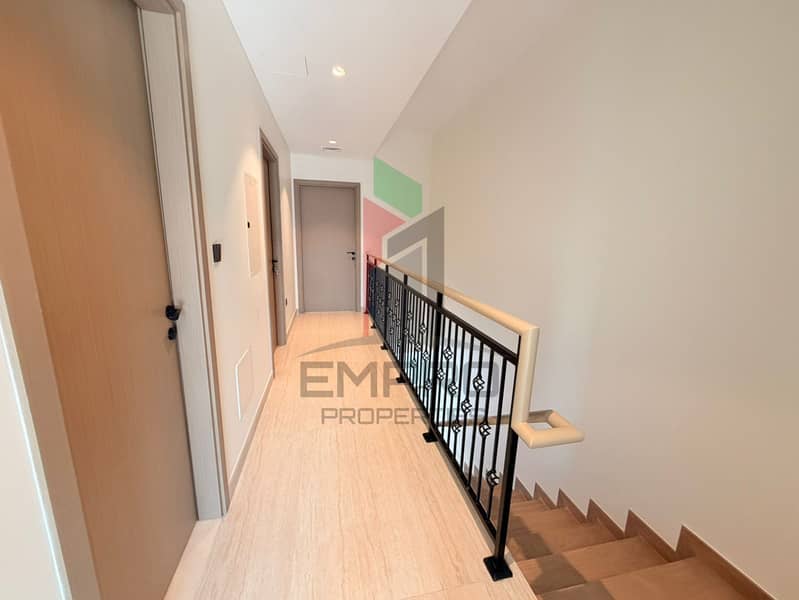 Lush Landscape | 4BR | Ready to Move