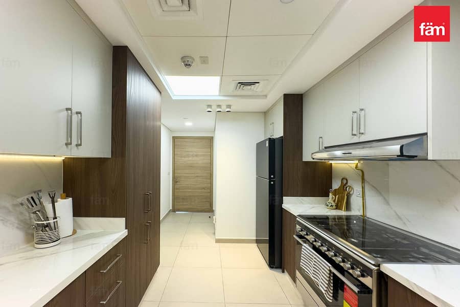 Full Park View | Terrace | Top Floor|VOT - Image 7