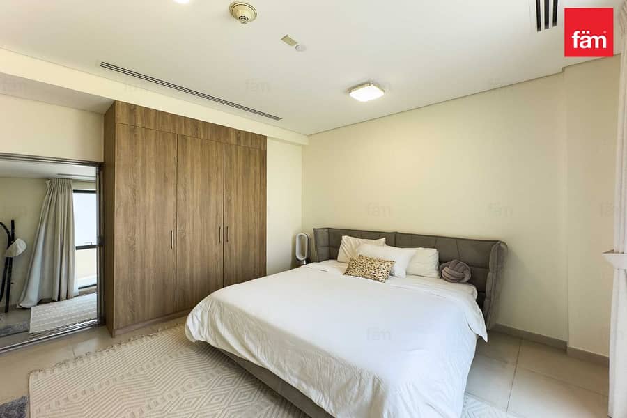 Full Park View | Terrace | Top Floor|VOT - Image 11