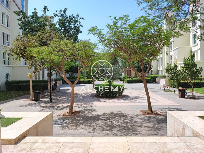 WELL MAINTAINED STUDIO| CLOSE TO METRO| SPACIOUS