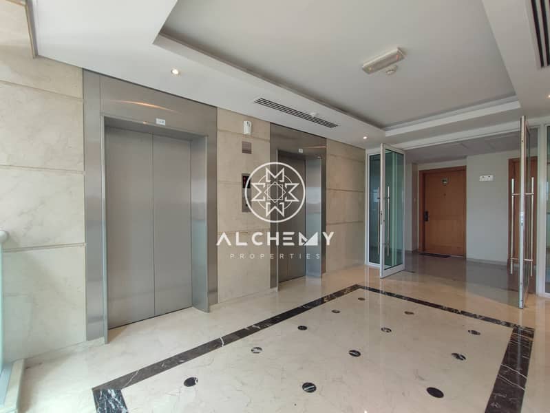 WELL MAINTAINED STUDIO| CLOSE TO METRO| SPACIOUS - Image 9