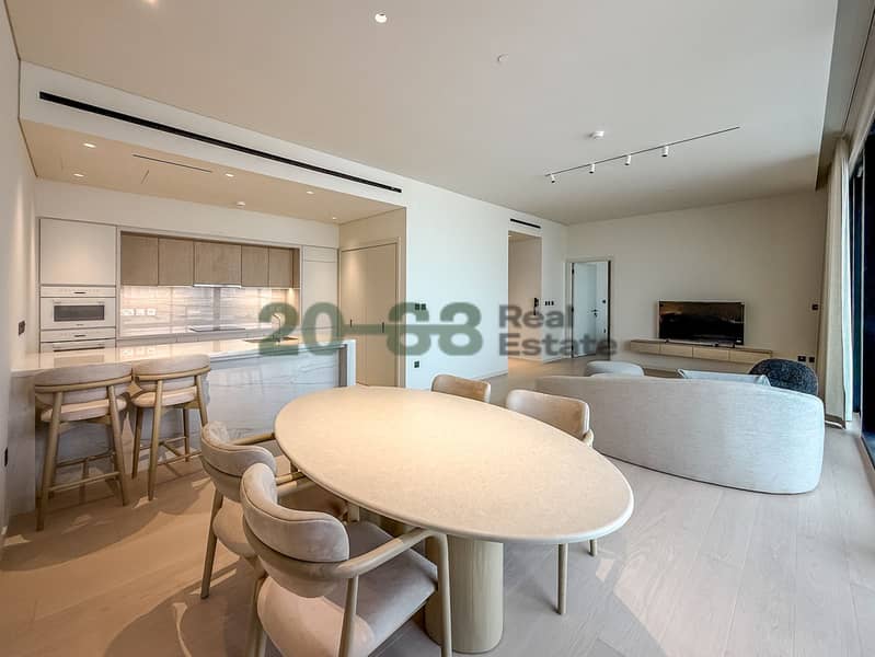 Aesthetic Interiors l Huge Layout l City Skyline