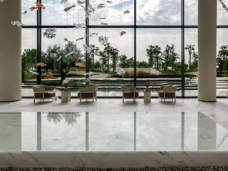 Aesthetic Interiors l Huge Layout l City Skyline - Image 24