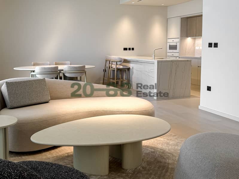 Aesthetic Interiors l Huge Layout l City Skyline - Image 30