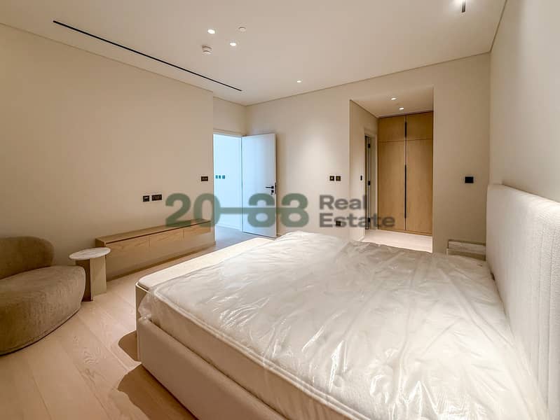 Aesthetic Interiors l Huge Layout l City Skyline - Image 32