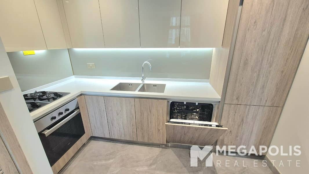 Corner Layout | Burj+Canal Views | Mid Floor Unit - Image 12