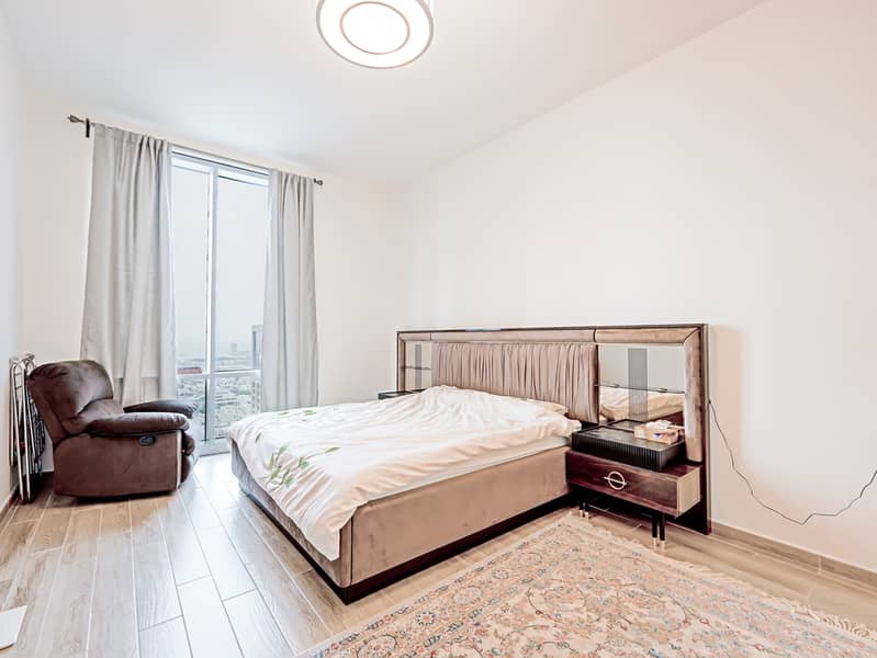 Furnished| Waterfront View| Vacant by Jan 2026 - Image 9