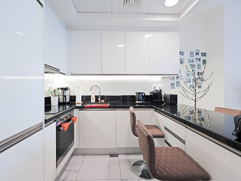 Furnished| Waterfront View| Vacant by Jan 2026 - Image 11