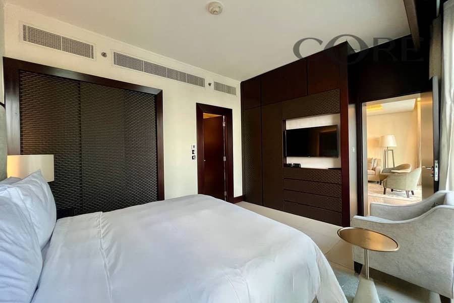 1BR / BOULEVARD VIEW / RENNOVATED - Image 9