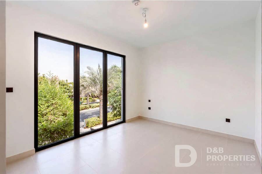 Open Kitchen | Ready To Move | Single Row