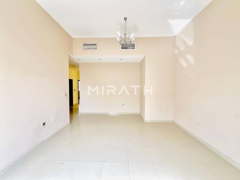 Spacious 3BR Villa | Backyard | Community pool - Image 7