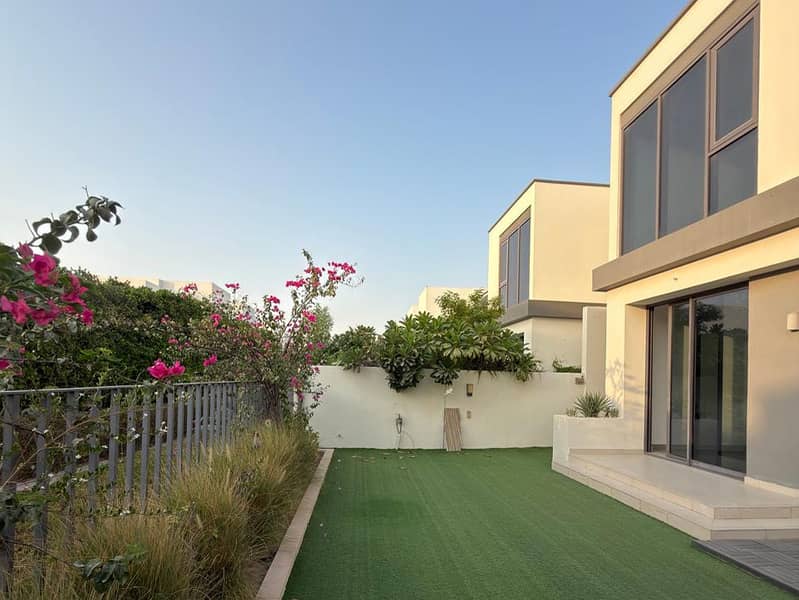 Big Layout 2E | Maids Room | Single Row |