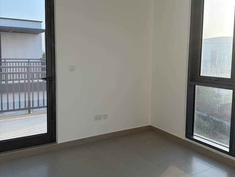 Big Layout 2E | Maids Room | Single Row | - Image 15