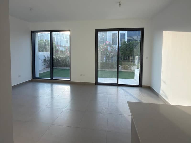 Big Layout 2E | Maids Room | Single Row | - Image 9