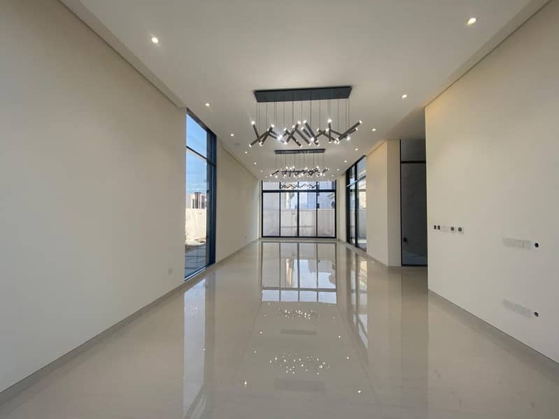 MODERN 5-BR VILLA FOR RENT | ELEVATOR | MAID ROOM