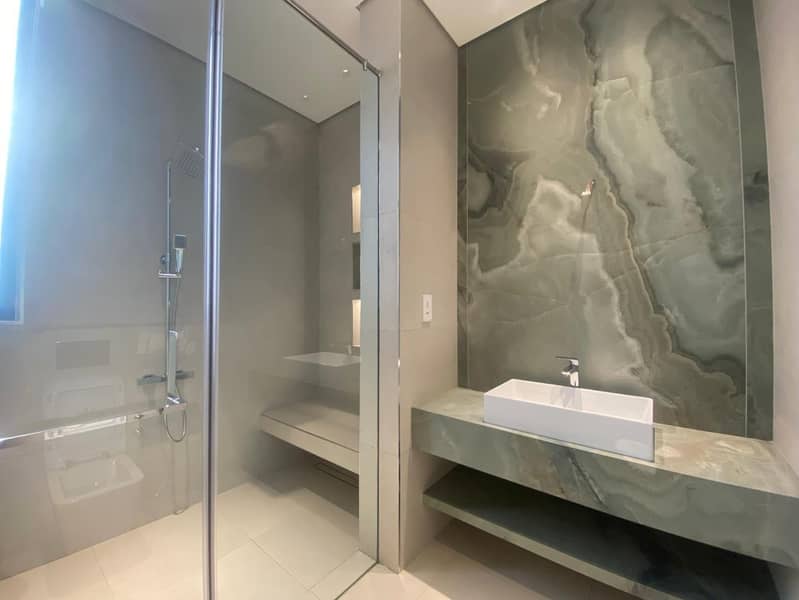 MODERN 5-BR VILLA FOR RENT | ELEVATOR | MAID ROOM - Image 17