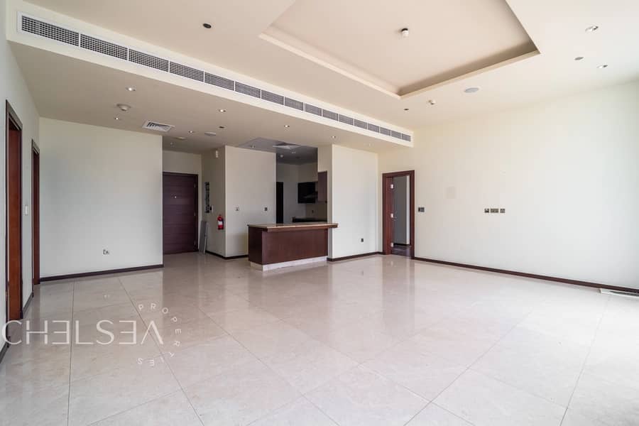 PRIME LOCATION | VACANT | PARTIAL BEACH VIEW