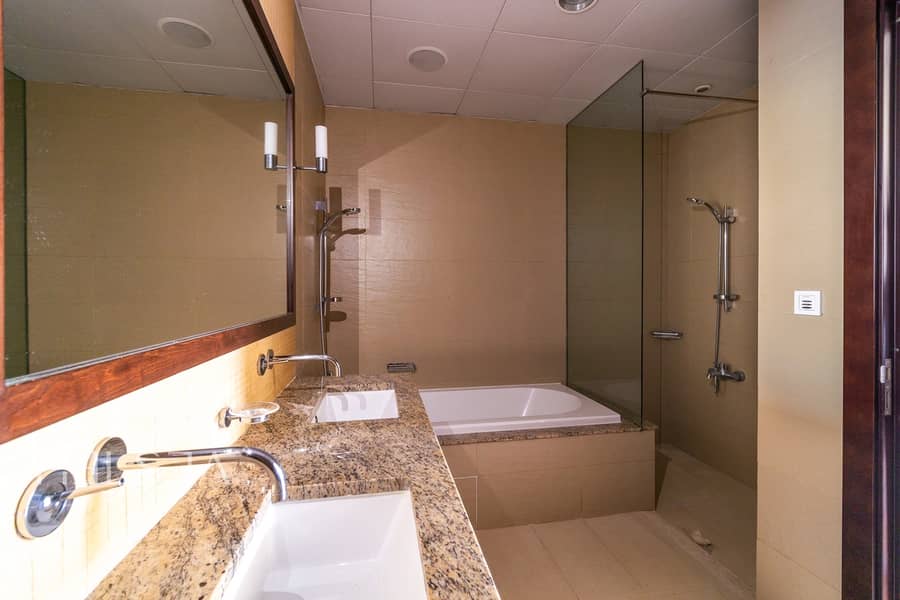 PRIME LOCATION | VACANT | PARTIAL BEACH VIEW - Image 17