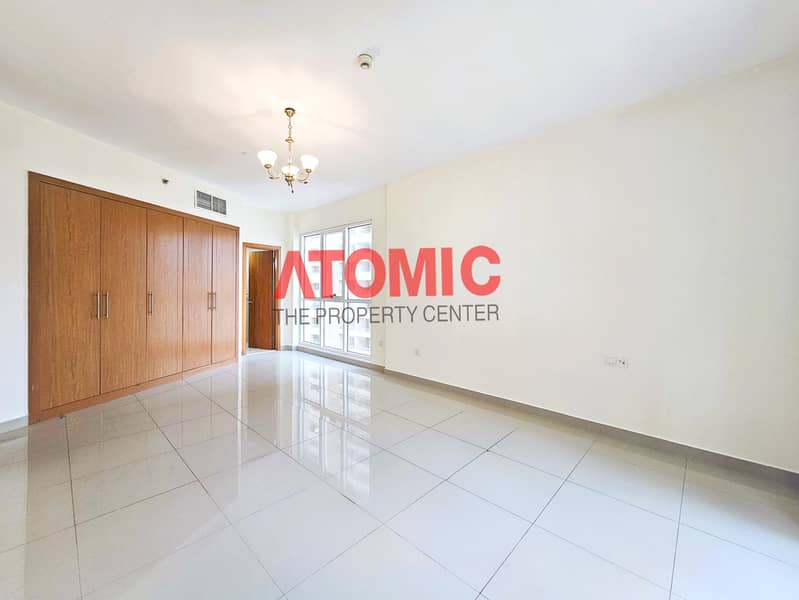 Open View, Bright Apartment, Open Kitchen